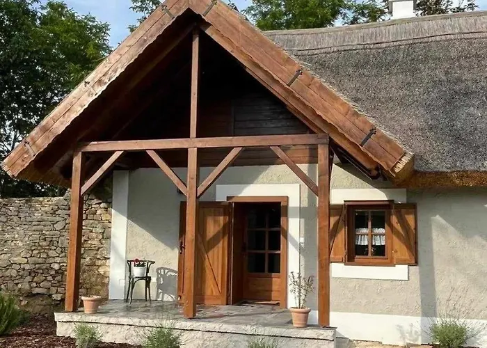 Σπίτι διακοπών Thatched Dörgicse